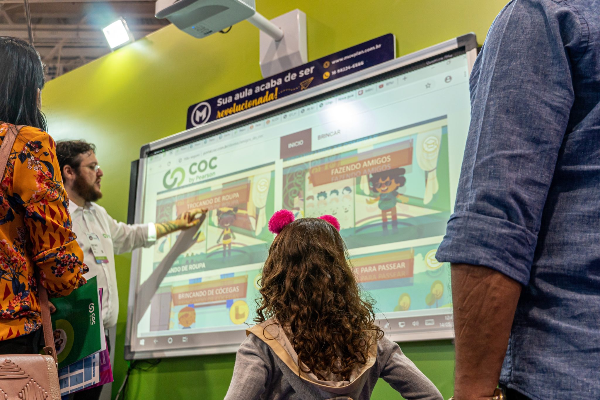 Quadro interativo: conheça as vantagens para sala de aula | MOVPLAN ...